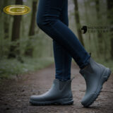 woman wearing shoreline 4 ankle wellies from grubs
