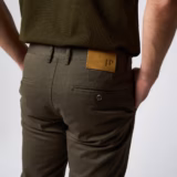 Jack Pyke Chino Trousers in Khaki Olive – rear pocket detail