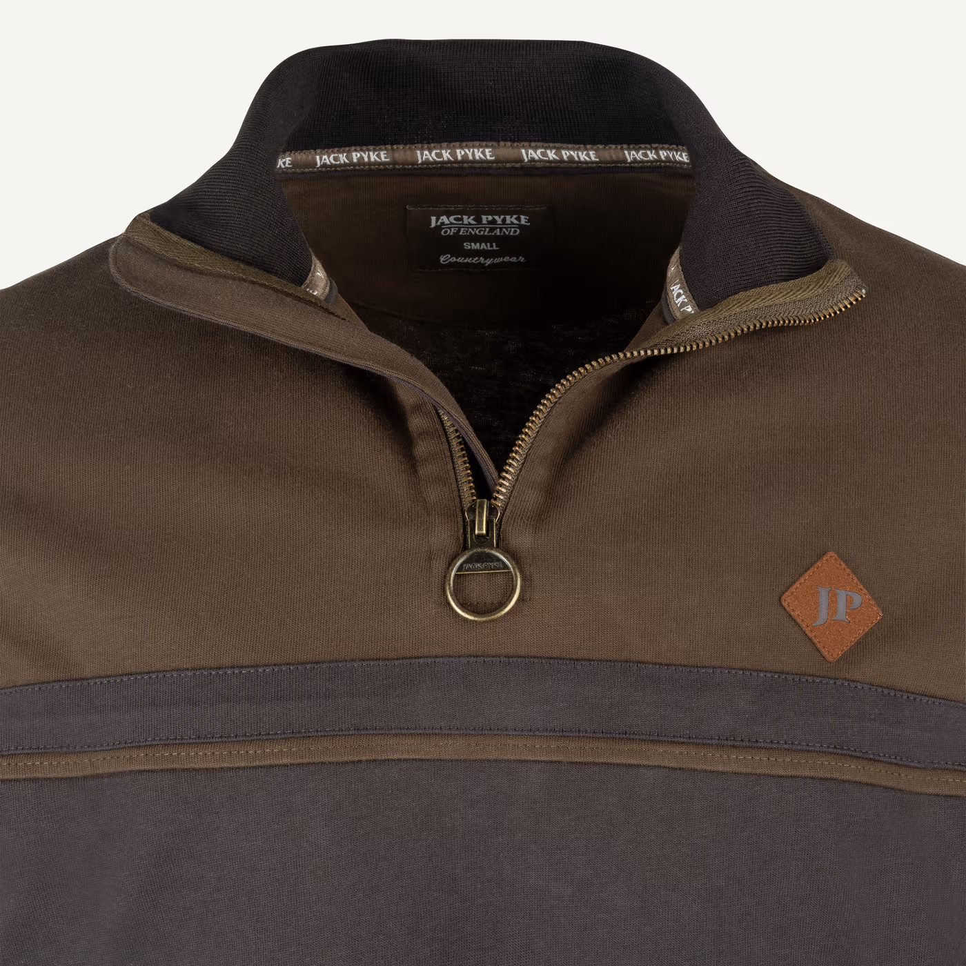 Jack Pyke Half Zip Contrast Sweatshirt in Green – zip detail Jack Pyke Half Zip Contrast Sweatshirt in Green – zip detail