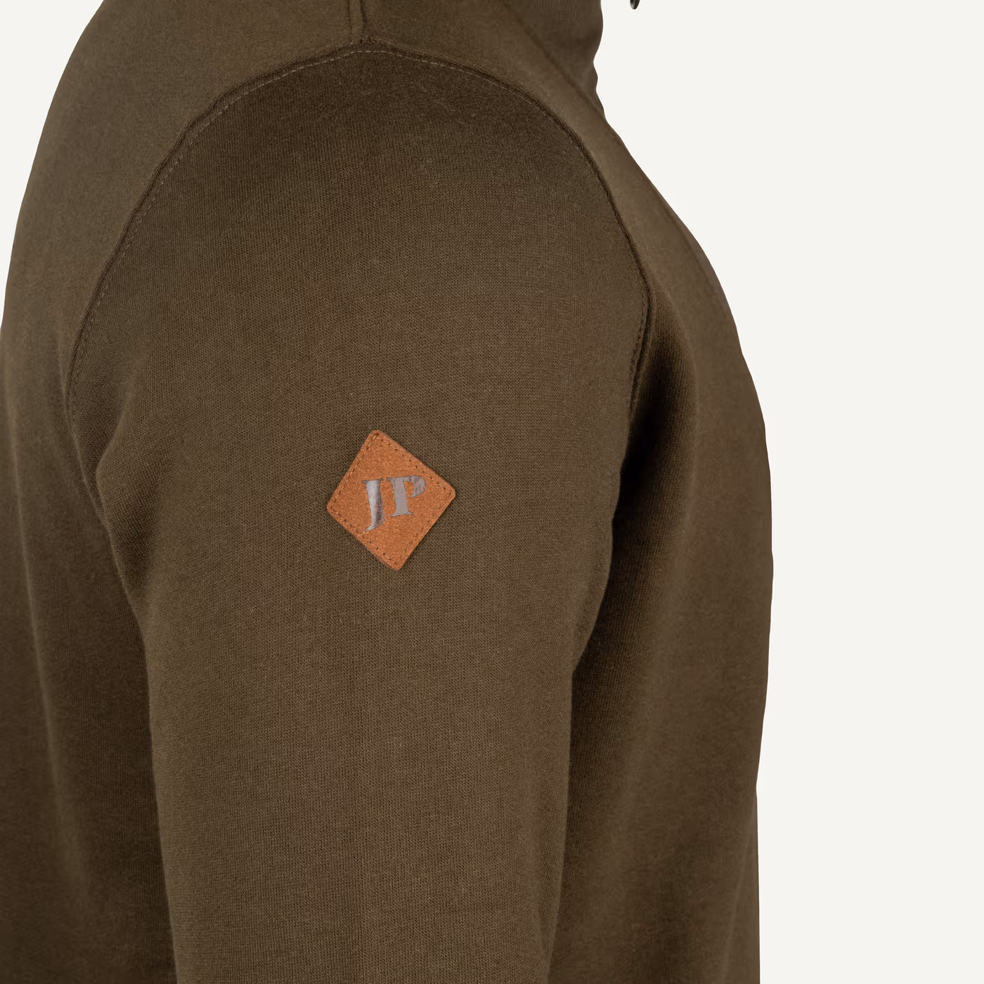Jack Pyke Half Zip Sweatshirt in Dark Olive – logo detail Jack Pyke Half Zip Sweatshirt in Dark Olive – logo detail