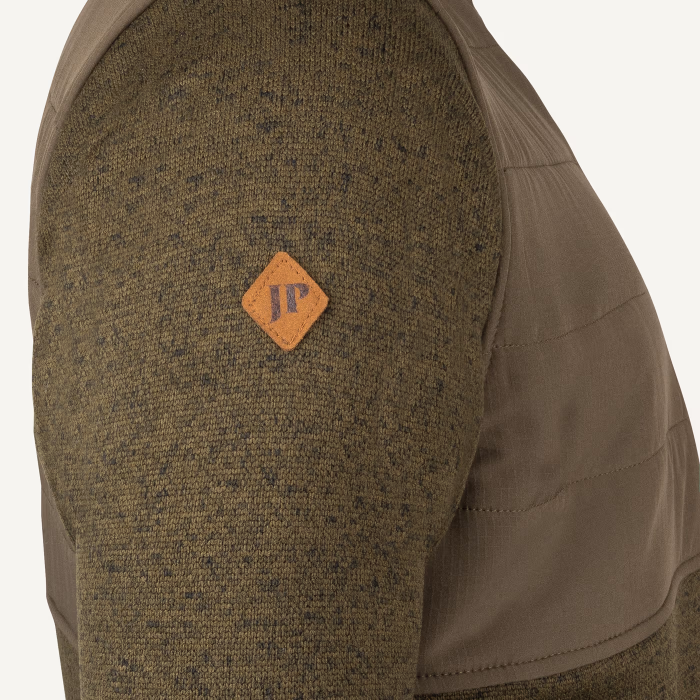 Jack Pyke Snap Neck Pullover in Green – logo detail Jack Pyke Snap Neck Pullover in Green – logo detail