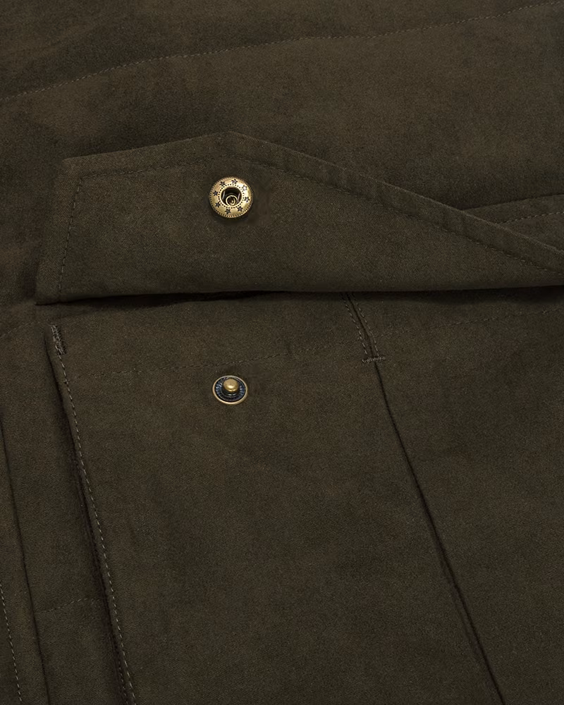 Hoggs of Fife Glenbervie Quilted Gilet in Loden, pocket detail view
